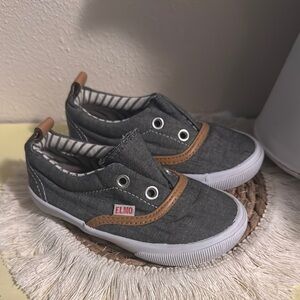 $3 when bundled Elmo Little Kids 7 Gray Casual pull on Shoes